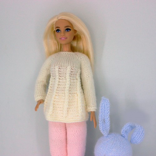 Patrón jersey y pantalón de lana válido para muñecas tipo Barbie