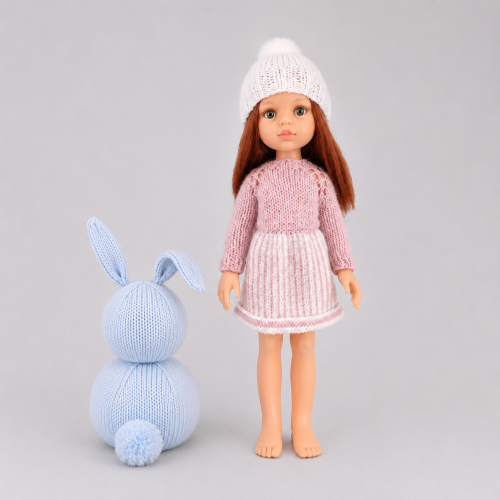 Patrón vestido con falda de rayas verticales y gorro válido para Paola Reina 32 cm